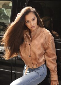 Косуха с плетением intrecciato цвет Caramel - 57968