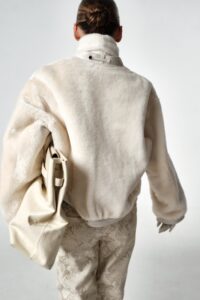 Шубка-бомбер IVORY «Айвори» - 58965